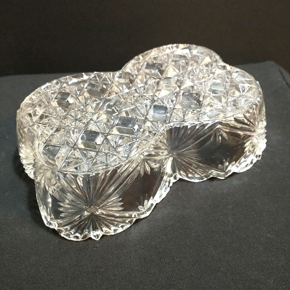VTG Unique Clear Pressed Cut glass  Floral diamond starburst decorative Bowl - Picture 6 of 7
